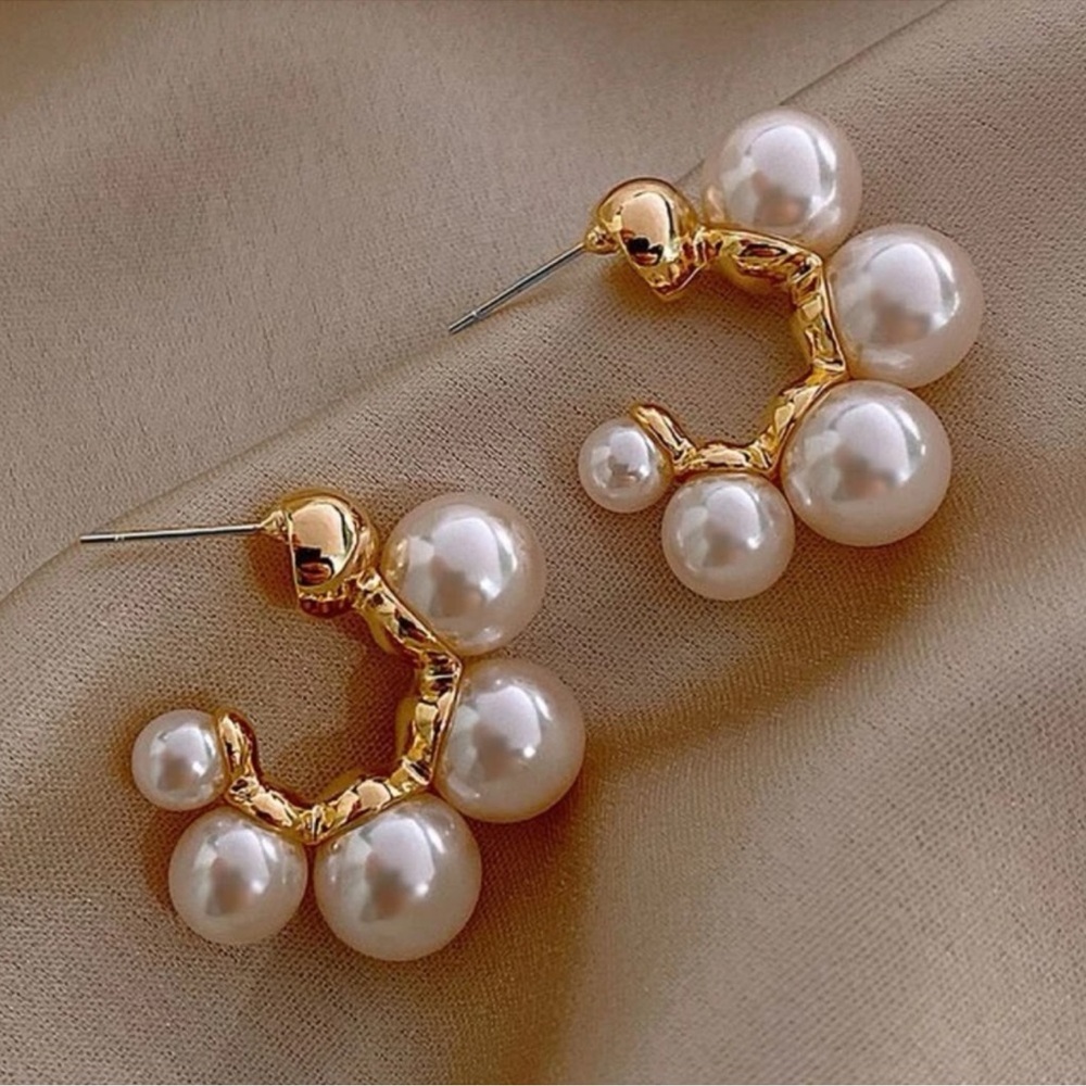 18k Gold Plated Pearly Earrings new